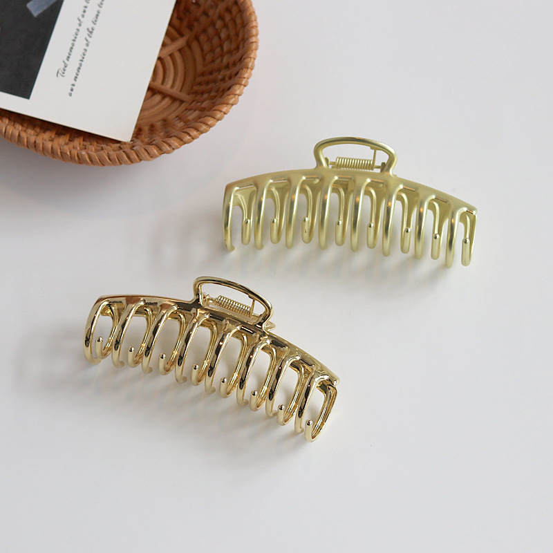 1pc French retro European and  - Hair Claw Clip Set review and price